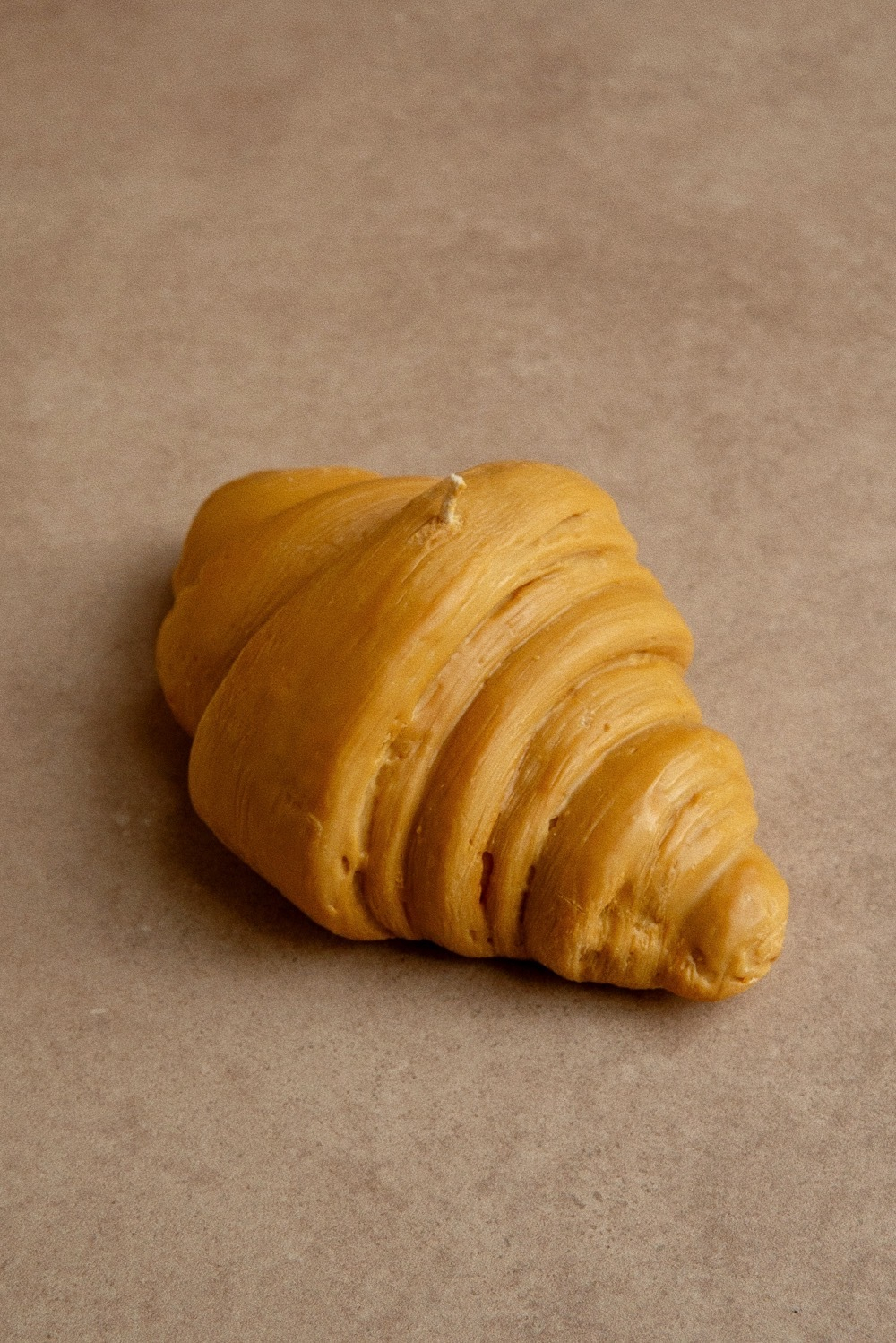 Свеча Круассан nōtem x eleven