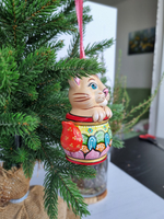 Котик в чайнике ёлочная игрушка из фарфора