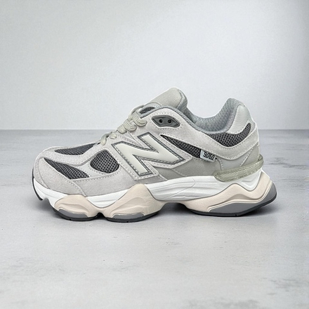 New Balance 9060 • Gray