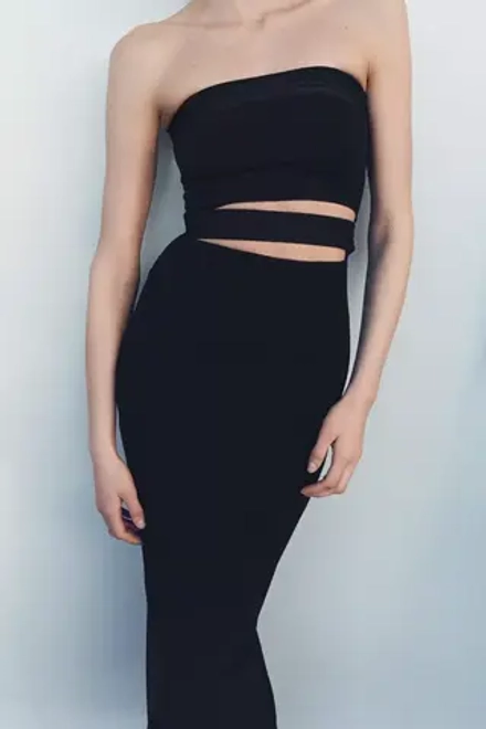 ZARA ПЛАТЬЕ CUT OUT ИЗ ЭЛАСТИЧНОЙ ТКАНИ, ЧЕРНЫЙ
