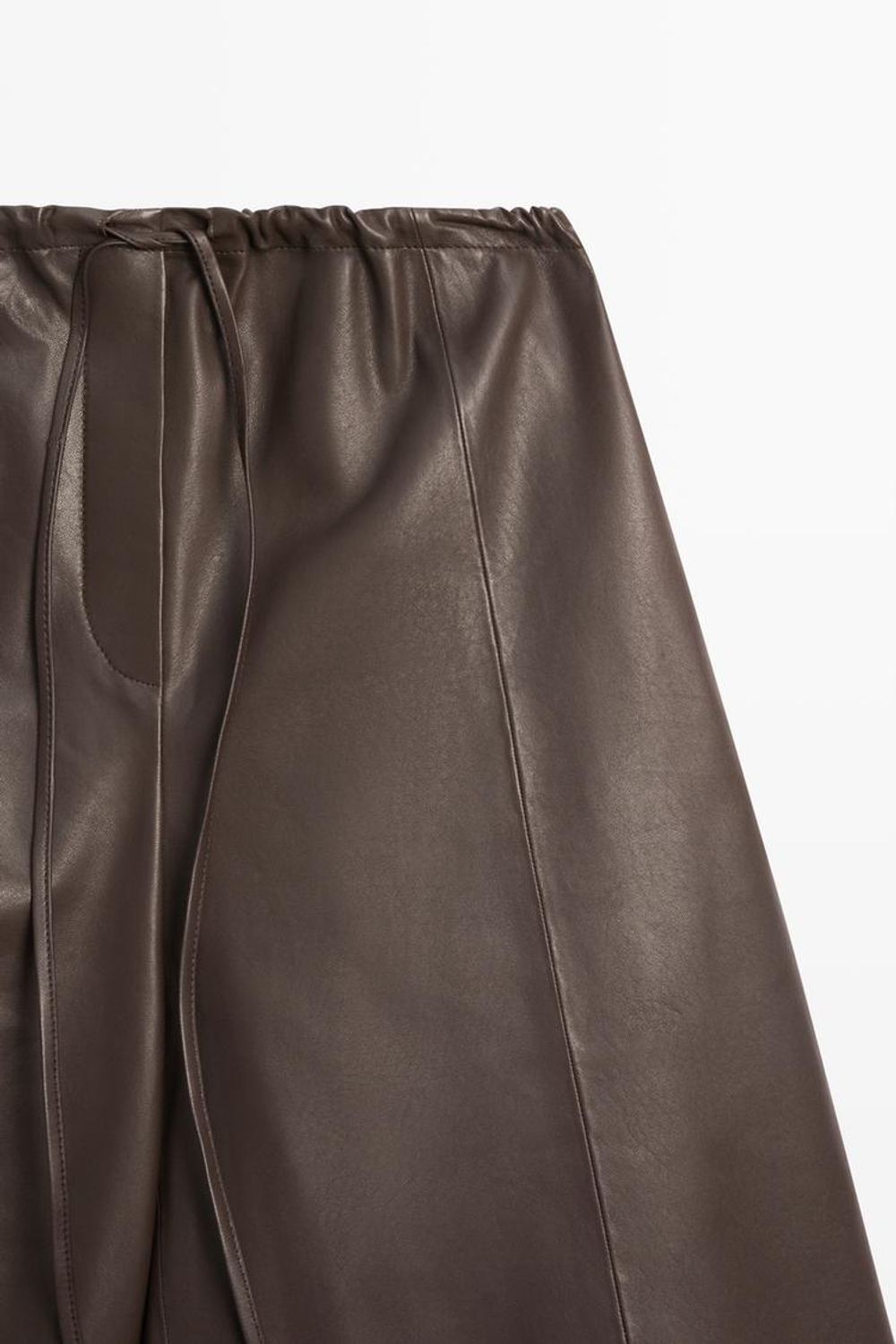 Massimo Dutti Длинные шорты из кожи наппа, коричневый