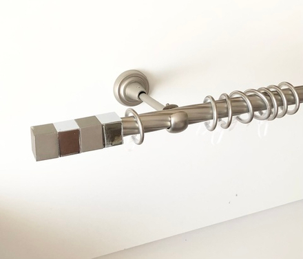 Карниз кованый витой "Квартер" d19 мм однорядный, цвет хром матовый