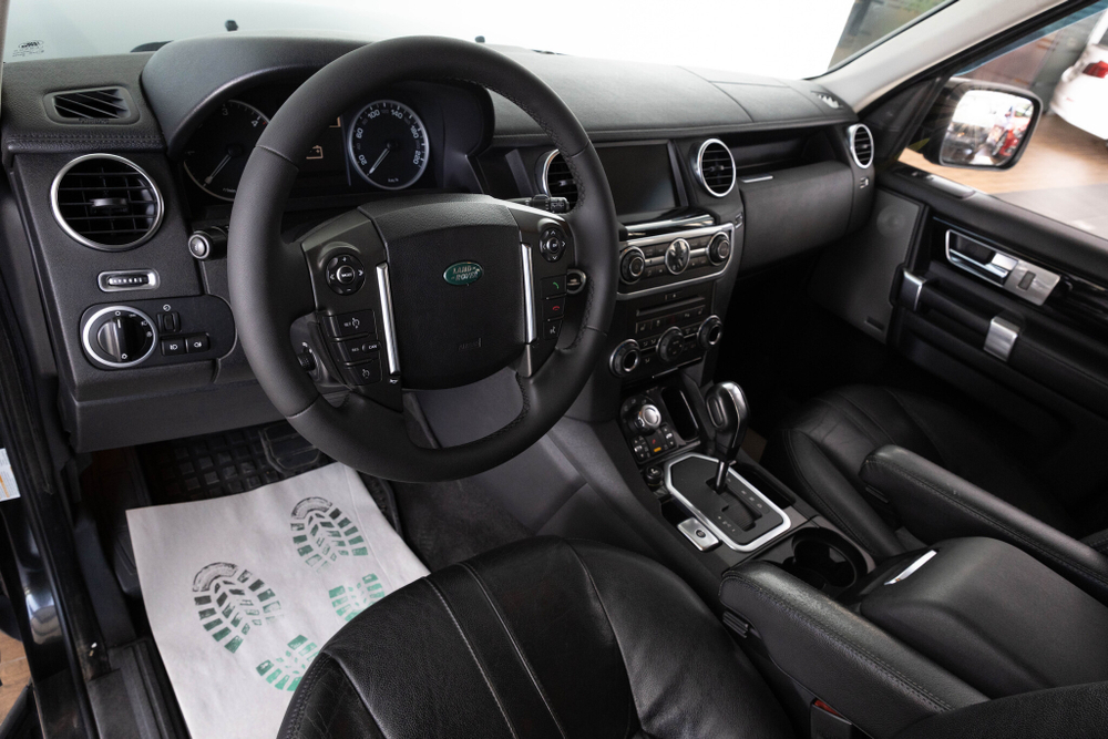 Land Rover Discovery, 2010 год