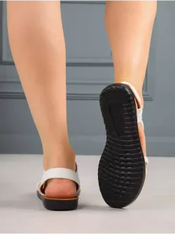 Сандалии летние