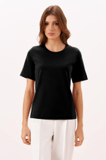 23235 Футболка женская (черный)