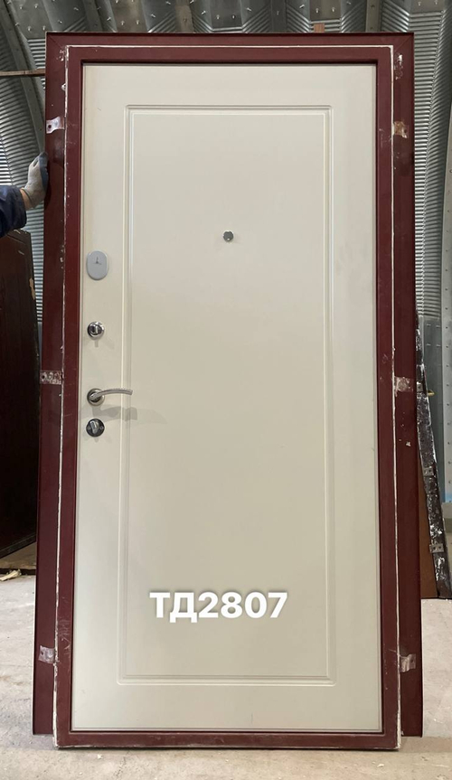 Дверь металлическая Б/У 207(в) х 99(ш) Входная