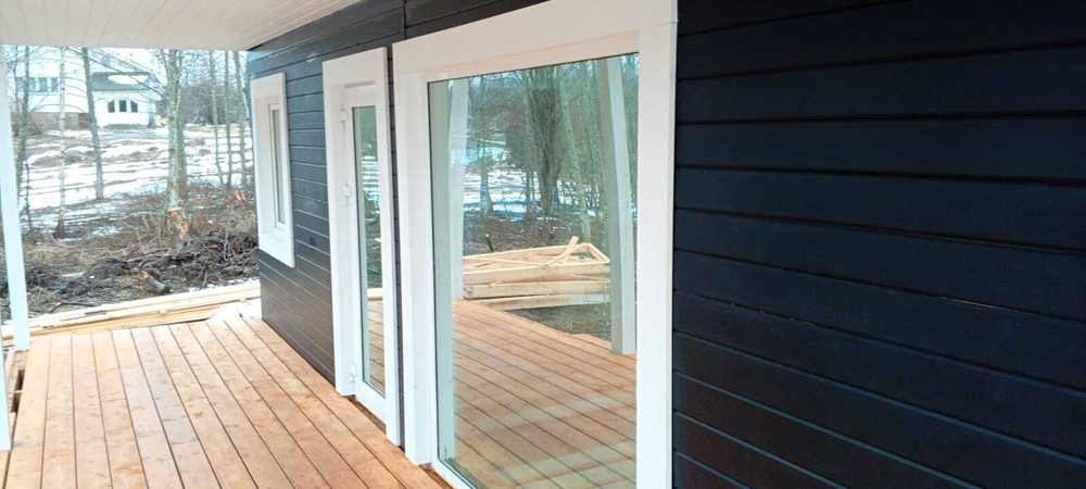 Дом каркасный КДДК-88 из LFP-панелей размером 11000*8000 (высота потолков 2500 мм), включая 2 террасы 2000*8000 и 1000*8000