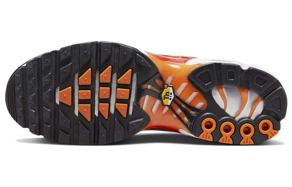 Nike Air Max Plus Light Photography