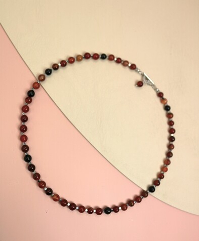 Чокер из натурального сердолика «Закатный ритм»