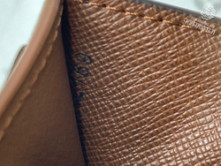 Кошелёк Louis Vuitton Amerigo