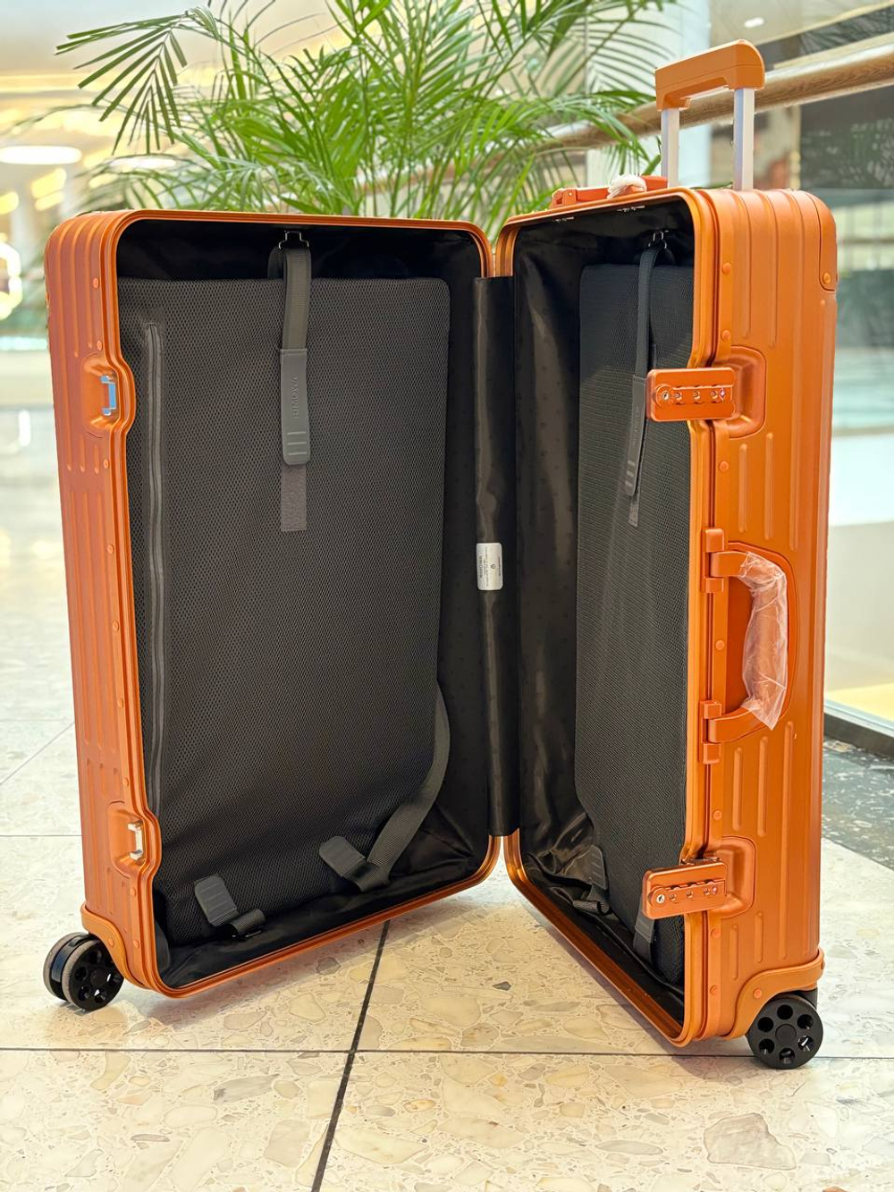 Чемодан Rimowa