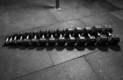 Гантель 9 кг гексагональная