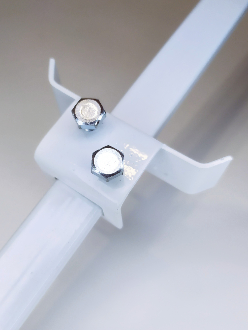 С12.9 Кронштейн напольный внутренний (высота стойки 670 мм) / 20,22,30,33 типы СПР