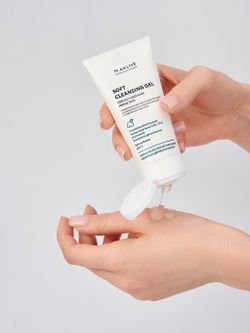 M.Aklive Soft Cleansing Gel Мягкий гель для умывания жирной и проблемной кожи лица, 400 мл