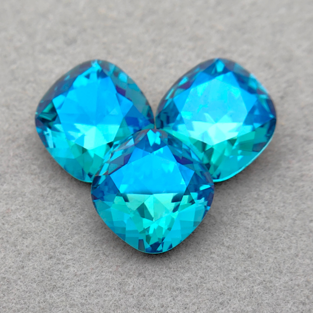 Cushion К9, Aquamarine Moonlight