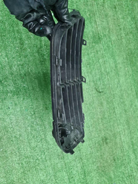 Решетка переднего бампера правая BMW X1 F48 15-19