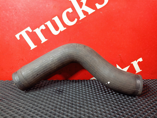 Патрубок радиатора