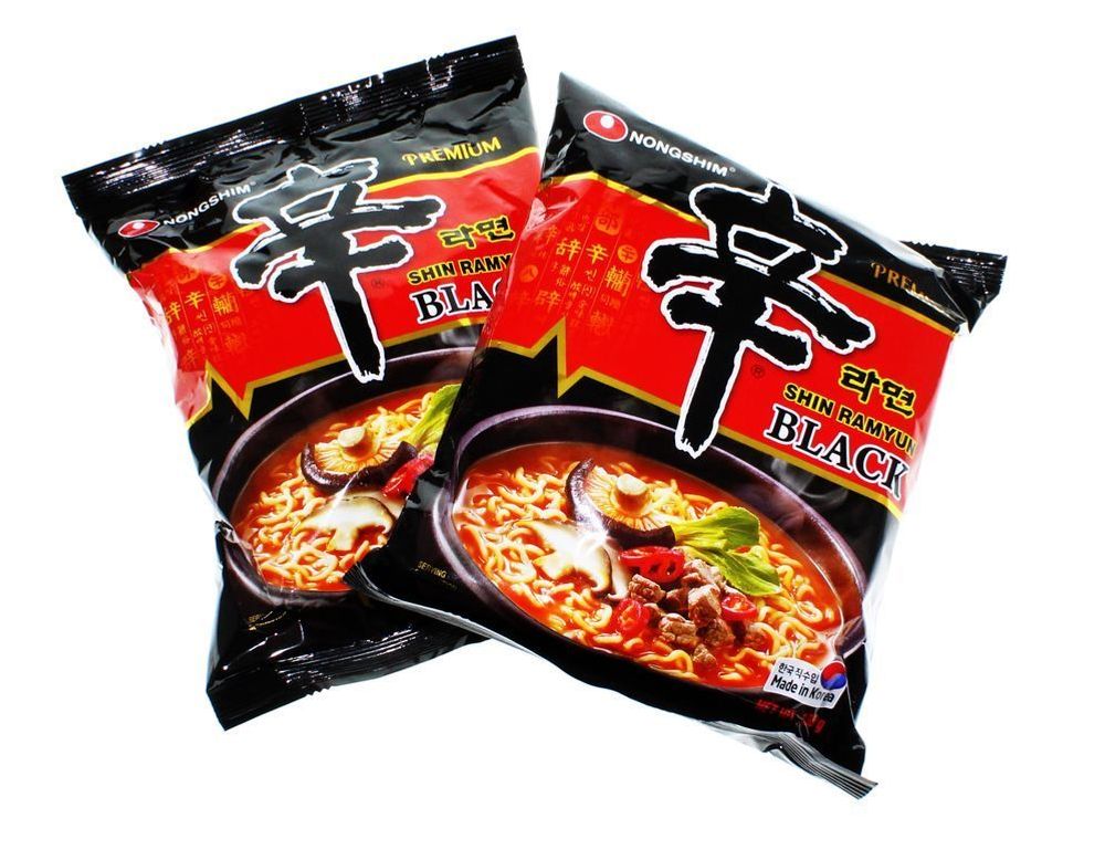 Лапша Nongshim Shin Ramyun Black Говядина и грибы 130 г 2 шт