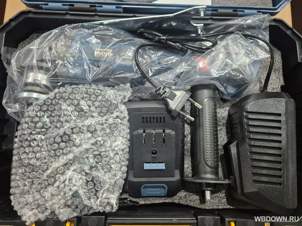 Аккумуляторная угловая шлифмашина DEVETECH AG-560W