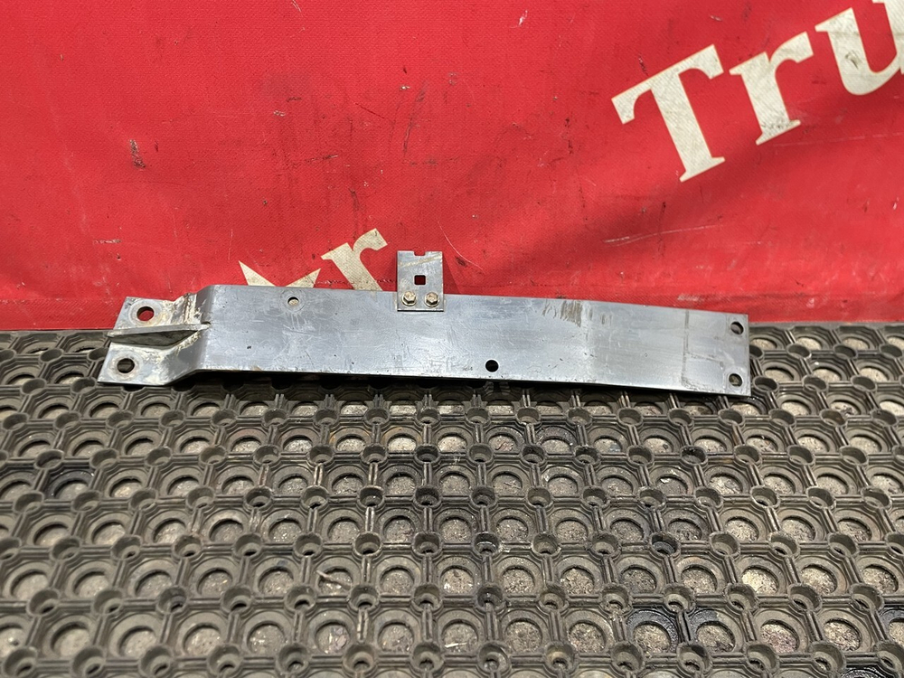 Кронштейн сепаратора топливного