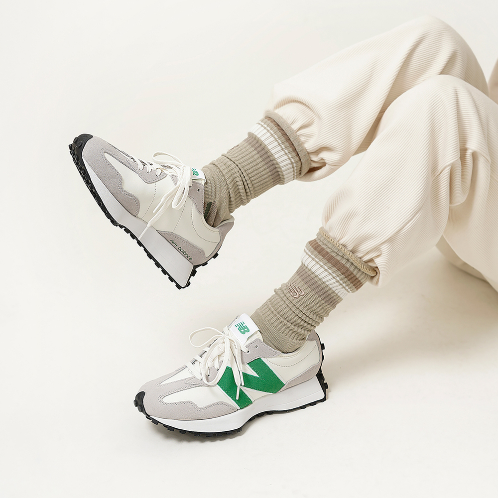 Кроссовки New Balance Nb 327 (Женская размерная сетка)