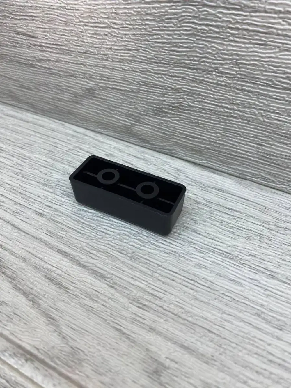 Пластиковые ножки для мебели дивана шкафа тумбочки стола