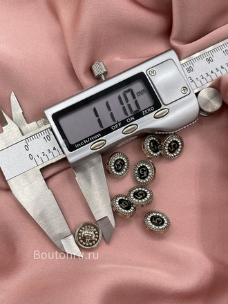 Пуговицы Шан.№5 с черной эмалью в серебре