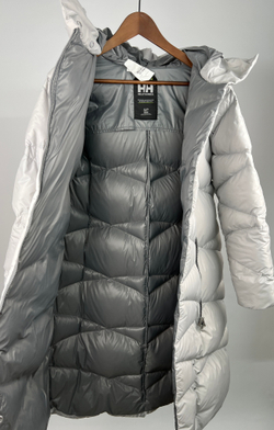 Пуховик Helly Hansen