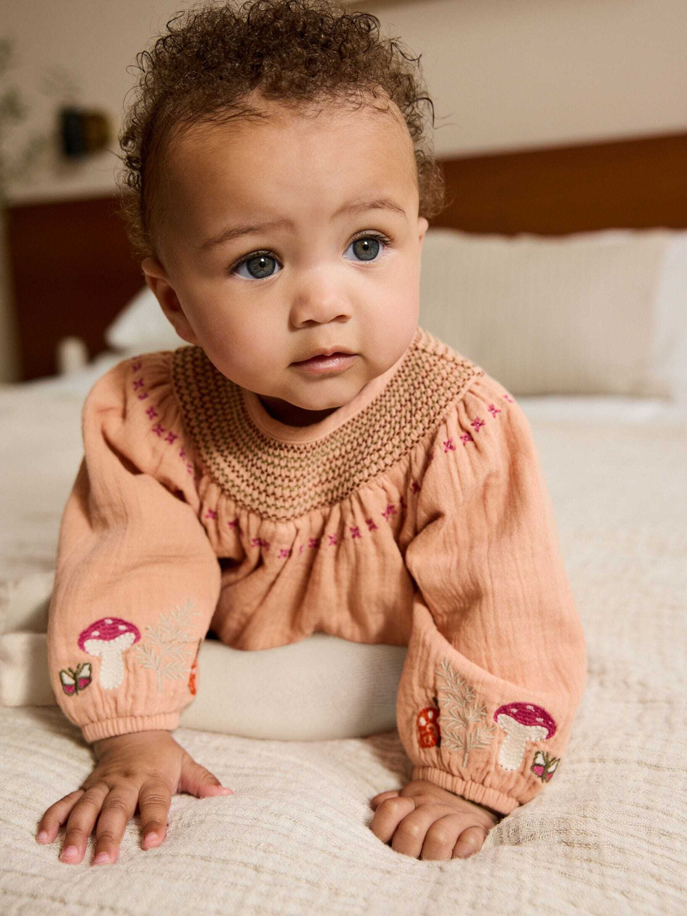 Платье-песочник и колготки в комплекте для девочек Next AN7-952, Персиковый