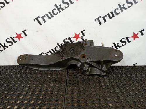 Кронштейн пневморессоры задний левый