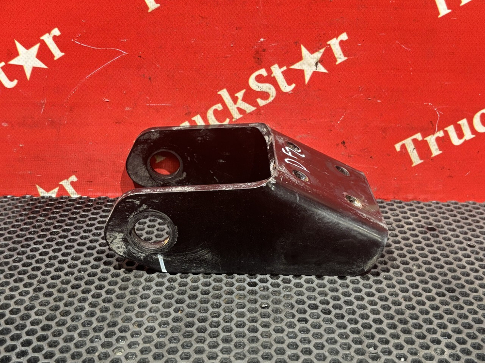 Кронштейн амортизатора заднего 2024г