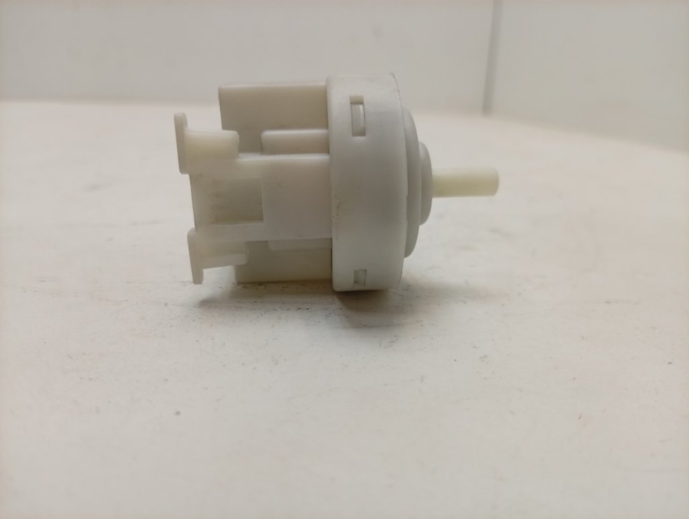 WLK24271OE/04 кт30 Датчик уровня для стиральных машин Bosch Siemens D882 9000709431 б/у