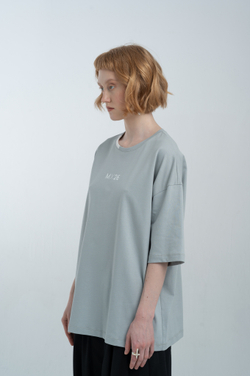 Футболка oversize из плотного трикотажа