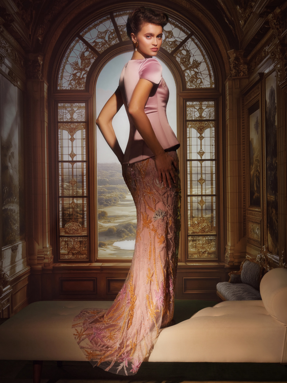 Комплект корсет с вышивкой и юбка из кружева