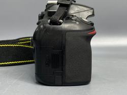 Nikon D3200 Body 14.200 кадров