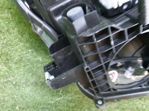 Битая Фара левая Toyota Rav 4 CA40 (2015-2019) LED