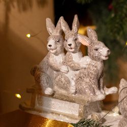 СТАТУЭТКА "КРОЛЬЧИХА С КРОЛЬЧАТАМИ" 24Х8Х16,5 СМ