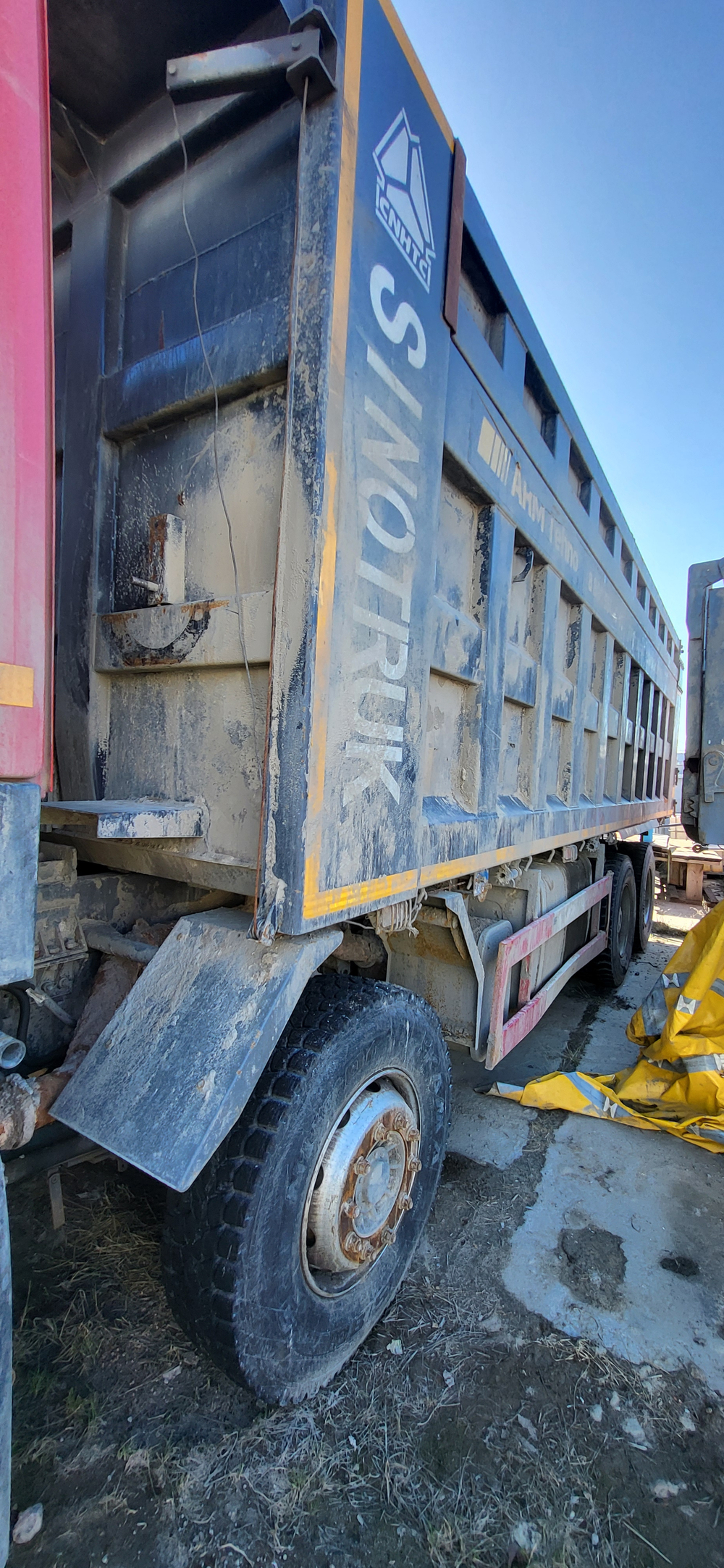 Howo ZZ* 8x4 Самосвал ZZ3407S3867E (Дизель, 9,7 л, 373 л.с, МТ)