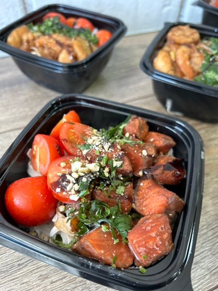 Рисовая лапша с лососем •РЫБОЛЮБОВ•