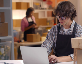 Участники рынка e-commerce предложили ввести спецрежим для ПВЗ