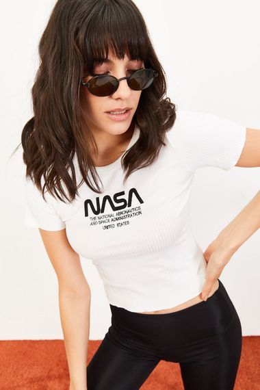 Qadın üçün qısaqol, ağ köynək 10061019