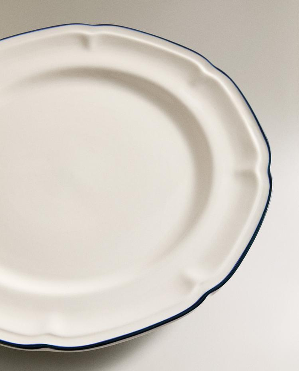 ZARA HOME ТАРЕЛКА С КАЙМОЙ, СИНИЙ