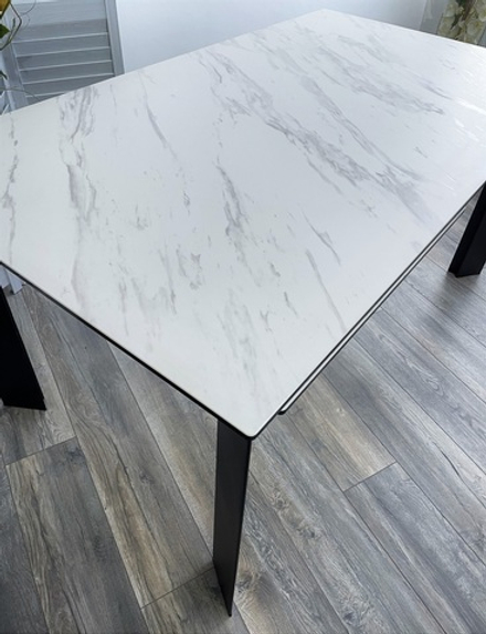 Стол CREMONA 180 KL-99 Белый мрамор матовый, итальянская керамика / черный каркас, ®DISAUR