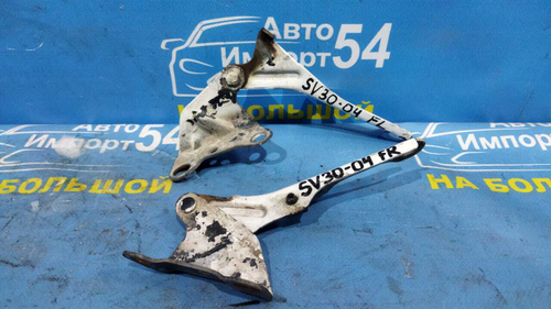 Петля капота правая TOYOTA CAMRY 1992