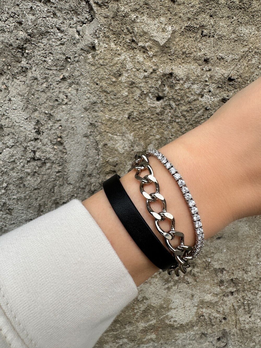 MISTRESS БРАСЛЕТ 01 BLACK