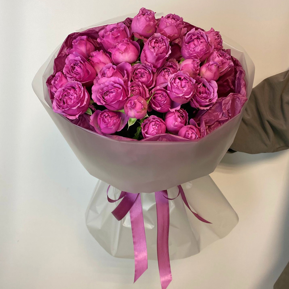 Букет из  9 шт кустовой пионовидной розы премиум