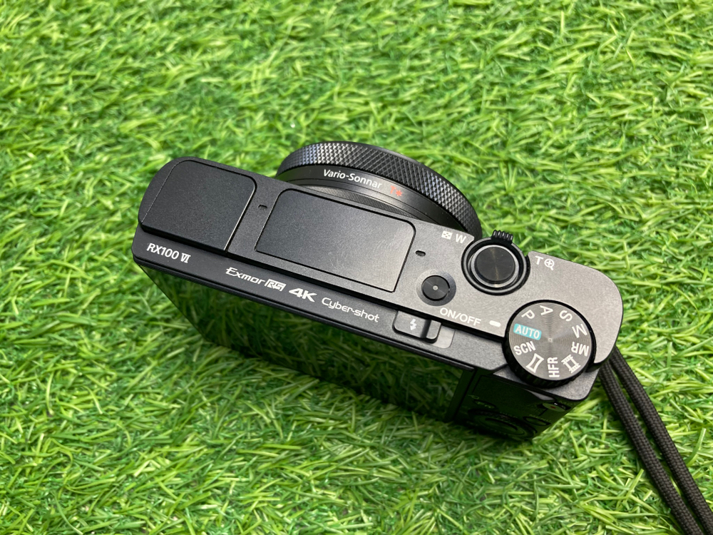 Sony DSC-RX100M6
