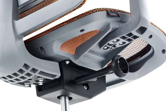 Кресло руководителя эргономичное M123В-3 &quot;VIKING-32&quot;