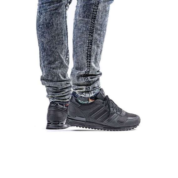 Кроссовки adidas originals ZX 700 - универсальный топ Унисекс