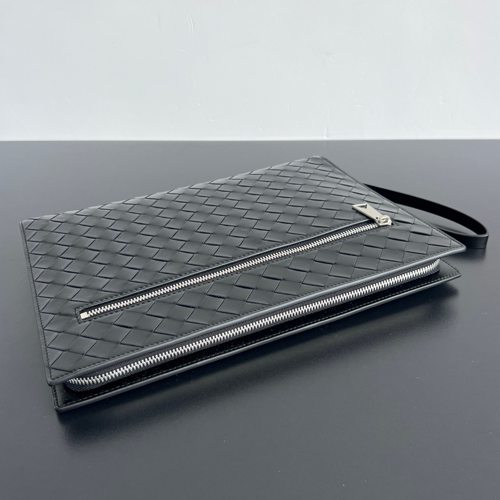 Bottega Veneta Medium Intrecciato Document Case